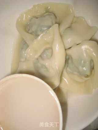 冬季没事--鲫鱼荠菜馄饨的做法步骤：12