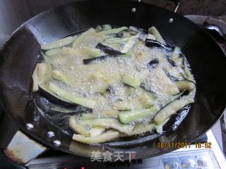 酱香麻辣茄子的做法步骤：4