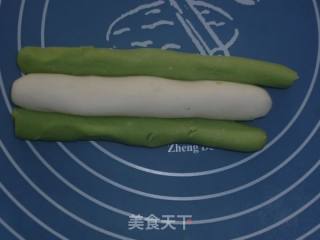 翡翠榨菜鲜肉饺的做法步骤：11