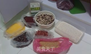 五谷杂粮麻香粥的做法步骤：1