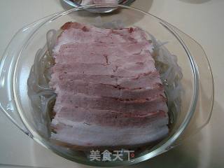 原汁原味儿“酸菜粉条汆白肉”的做法步骤：4