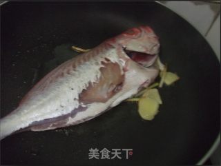 大眼鸡煮番茄的做法步骤：6