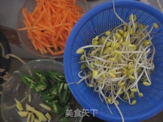 鲜蔬海鲜炒面的做法步骤：3