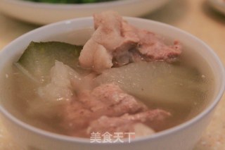 尾骨冬瓜汤的做法步骤：3