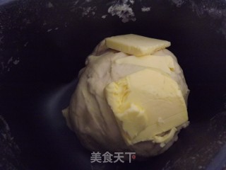 卡士达超软肉松包的做法步骤：11