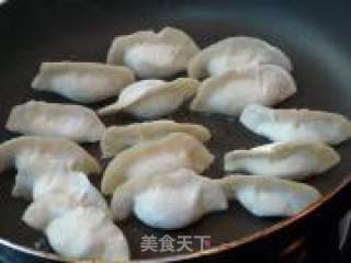 生煎饺子的做法步骤：2