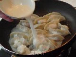 生煎饺子的做法步骤：4