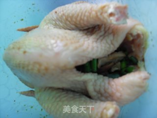 豉油皇鸡的做法步骤：4