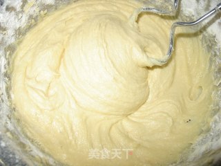 葡萄干纸杯蛋糕的做法步骤：7