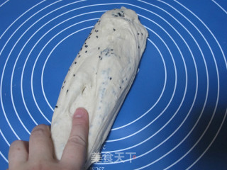 面包机版全麦黑芝麻吐司的做法步骤：8