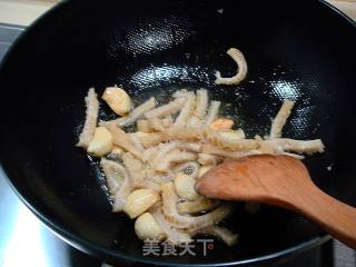 私家菜“菌菇炒牛肚”的做法步骤：7
