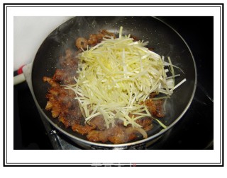 韭黄炒肉皮的做法步骤：11