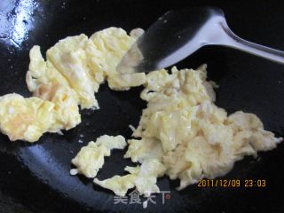 香菇蒜薹炒饭的做法步骤：5