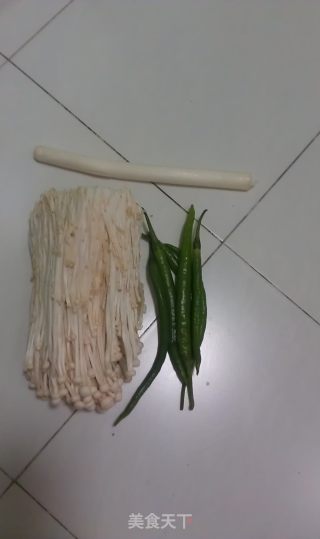 红油金针菇棒棒鸡的做法步骤：2