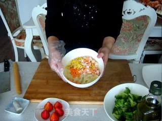 圣诞树沙拉的做法步骤：3