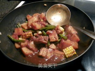 农家四宝（排骨 土豆 玉米 四季豆）的做法步骤：7