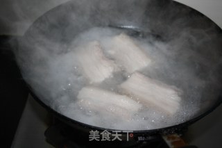 红烧肉的做法步骤：1