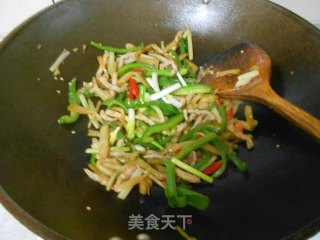 榨菜炒三丝的做法步骤：6