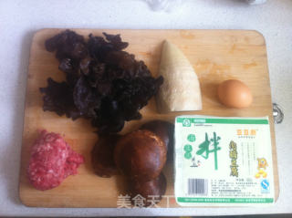 香菇肉末豆腐羹的做法步骤：1