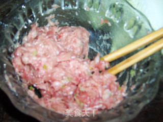 荤素搭配的----佛手白菜的做法步骤：2