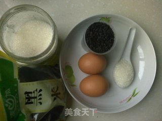 黑米松糕的做法步骤：1