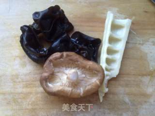 鲜肉豆腐卷的做法步骤：2