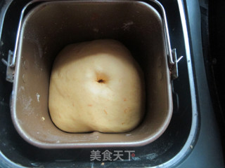 胡萝卜奶酪餐包的做法步骤：4