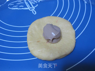 胡萝卜奶酪餐包的做法步骤：8