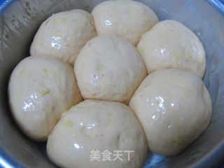 胡萝卜奶酪餐包的做法步骤：12