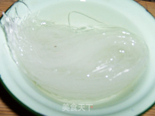 经典家常菜---肉末粉丝白菜的做法步骤：2