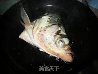 鱼头香菇汤的做法步骤：5