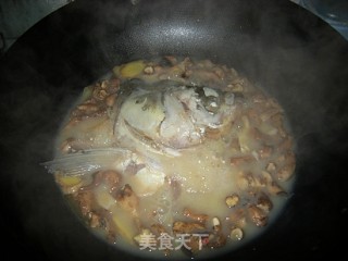鱼头香菇汤的做法步骤：7