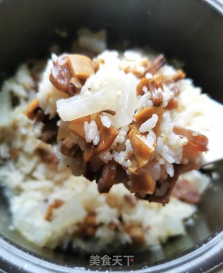 鱿鱼腊肠饭的做法