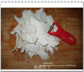 干煸鲍菇蛏子的做法步骤：2