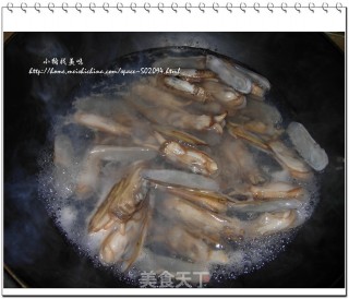 干煸鲍菇蛏子的做法步骤：4