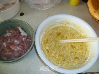 四川酥肉的做法步骤：1