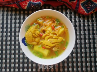 虫草花山药鸡腿汤的做法