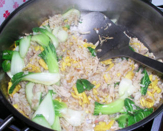 小油菜拆骨肉炒饭的做法步骤：5