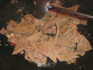 炒肝尖的做法步骤：3