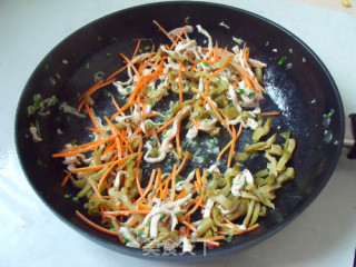榨菜肉丝汤的做法步骤：4