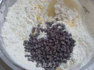下午茶轻松做：巧克力豆酥饼的做法步骤：5
