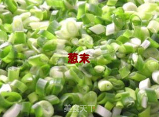 松花蛋的做法步骤：1