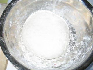 荤香馅包子的做法步骤：1