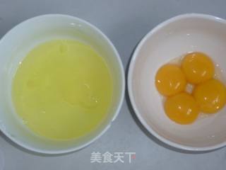 蟹黄蛋的做法步骤：1
