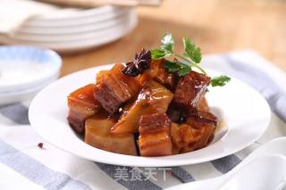 莲藕焖肉的做法