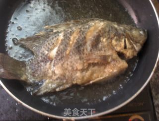 糖醋鱼的做法步骤：6
