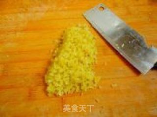 心心相印——榨菜梳打饼干的做法步骤：2