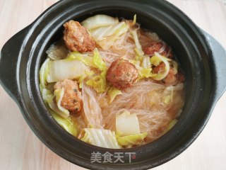 白菜肉丸粉丝煲的做法