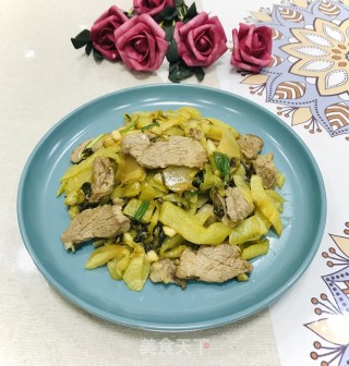 酸菜炒瘦肉的做法