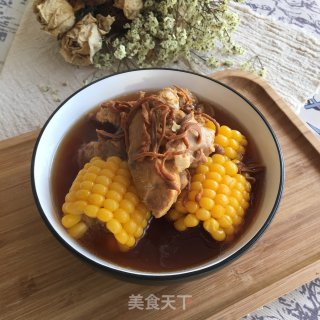 玉米虫草花煲排骨的做法